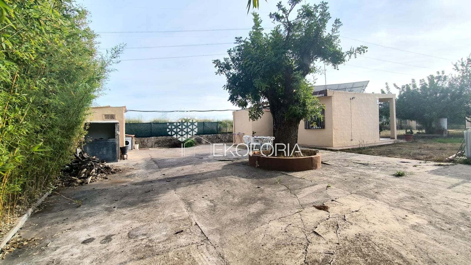 2 bedroom Villa for sale in Cheste with pool garage - € 149,000 (Ref: 10015056)
