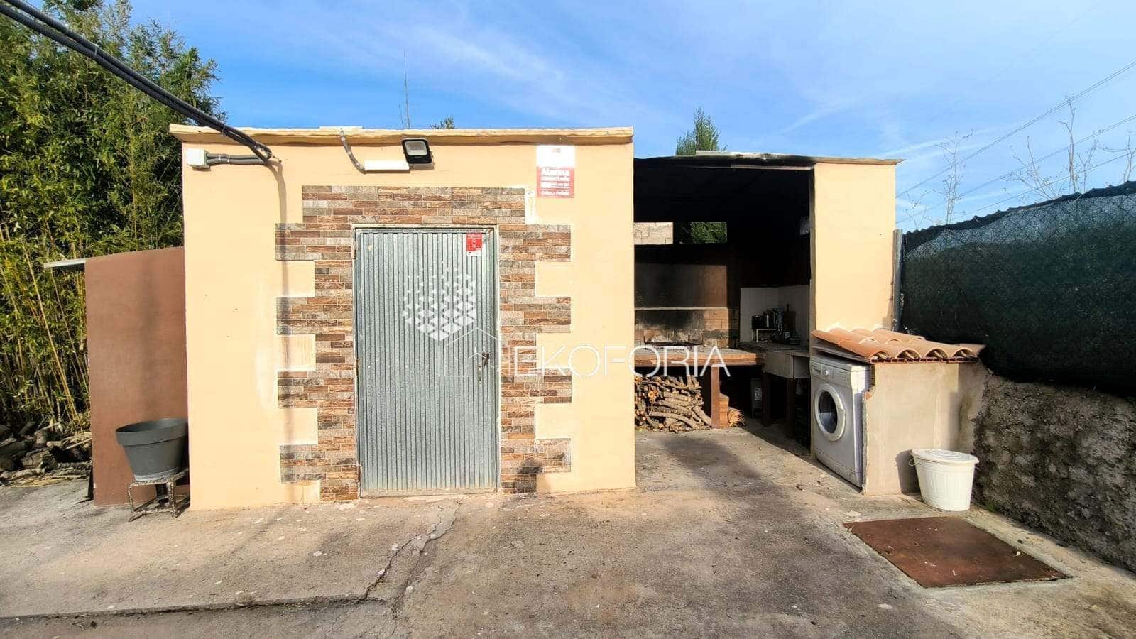 2 bedroom Villa for sale in Cheste with pool garage - € 149,000 (Ref: 10015056)