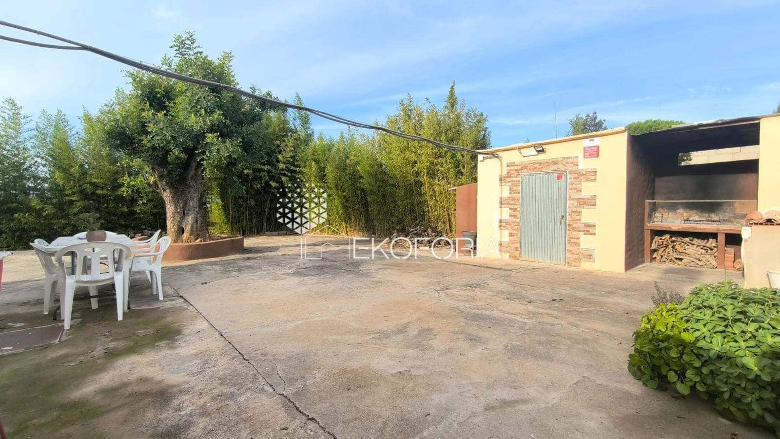2 bedroom Villa for sale in Cheste with pool garage - € 149,000 (Ref: 10015056)