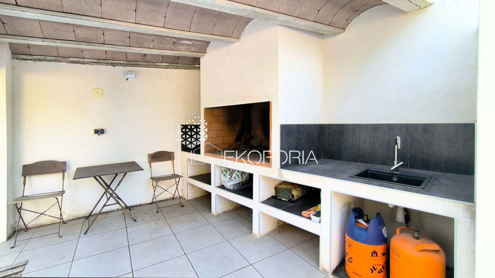 2 Zimmer Villa zu verkaufen in Sagunto / Sagunt mit Pool Garage - 265.000 € (Ref: 10015057)