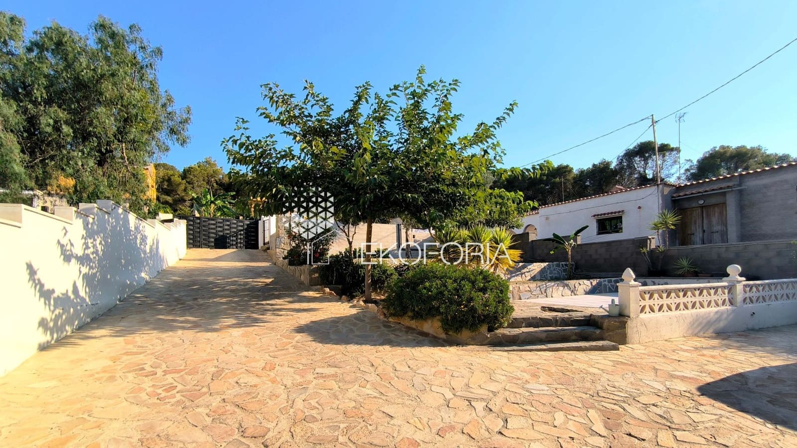 2 Zimmer Villa zu verkaufen in Sagunto / Sagunt mit Pool Garage - 265.000 € (Ref: 10015057)