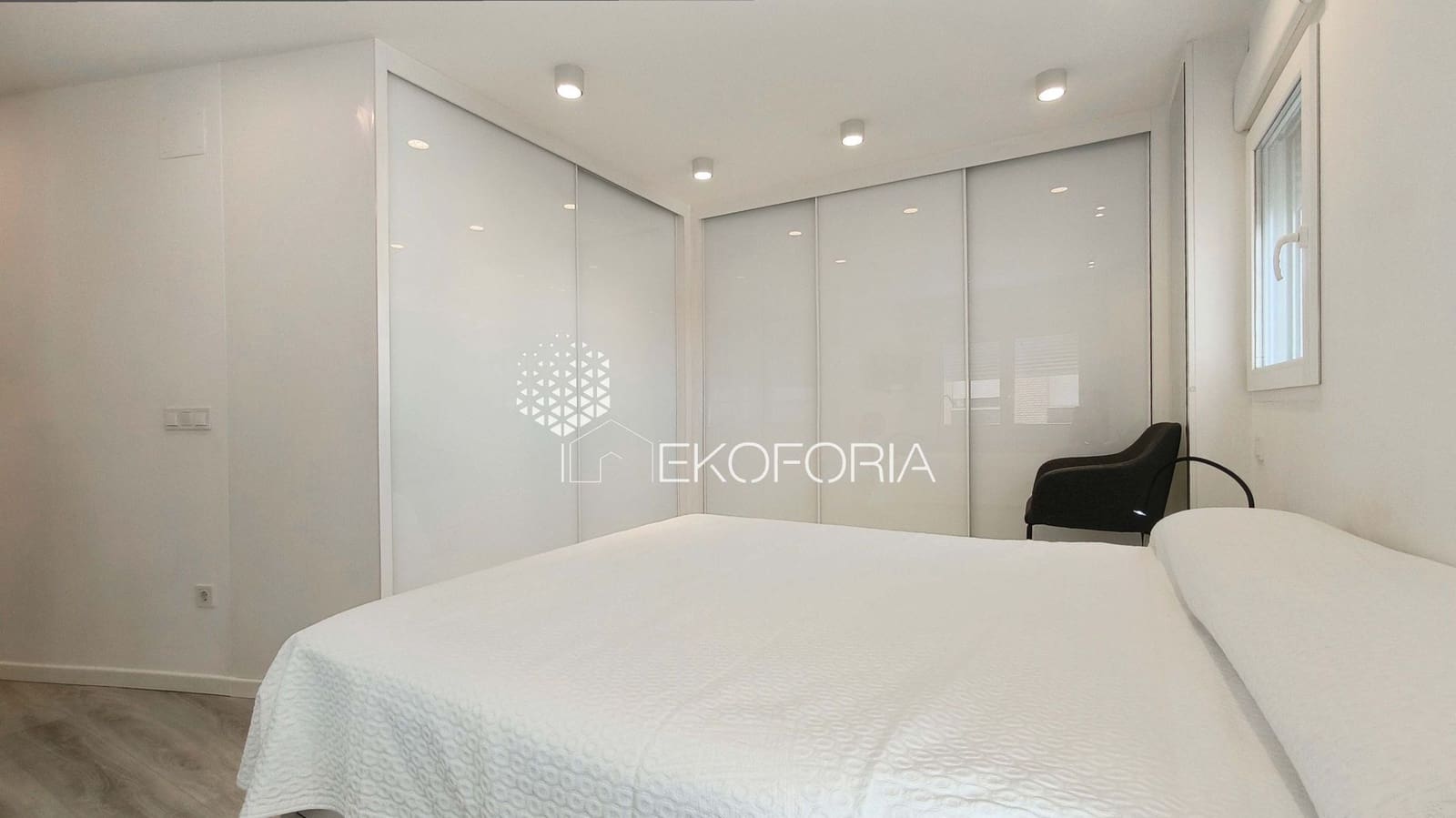 2 Zimmer Penthouse zu verkaufen in Valencia Stadt mit Garage - 830.000 € (Ref: 10015059)