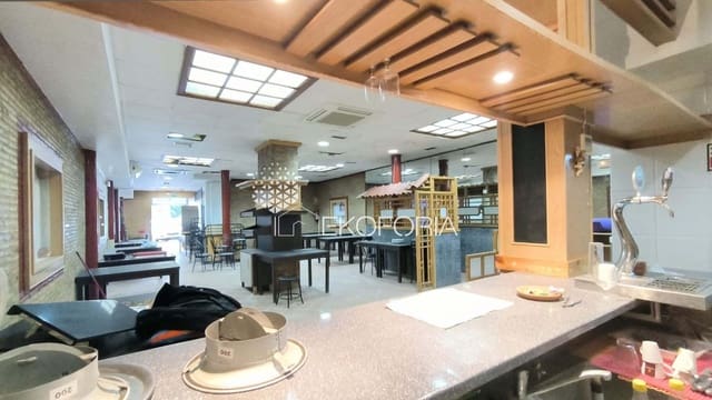 Komercyjne na sprzedaż w Miasto Walencja - 299 000 € (Ref: 10097537)