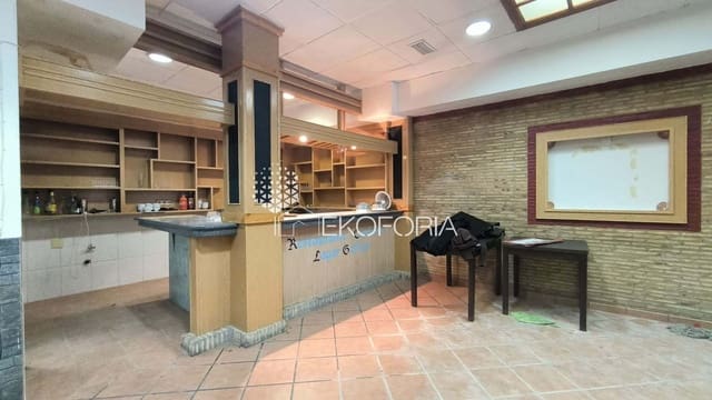 Komercyjne na sprzedaż w Miasto Walencja - 299 000 € (Ref: 10097537)