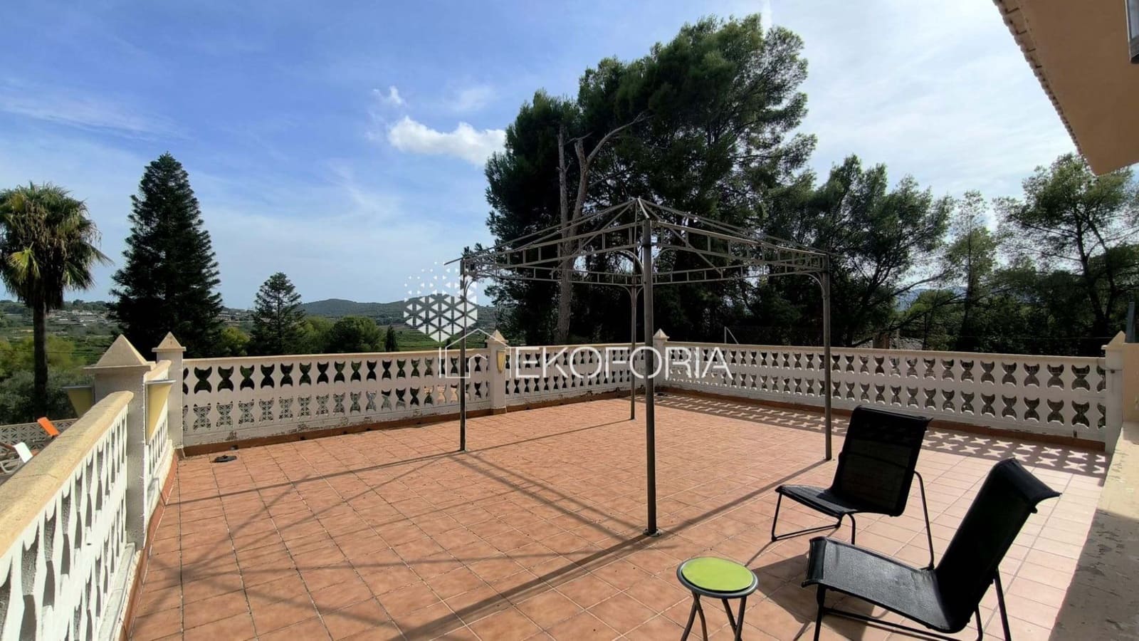 Chalet de 3 habitaciones en Sagunto / Sagunt en venta con piscina garaje - 299.500 € (Ref: 10174359)
