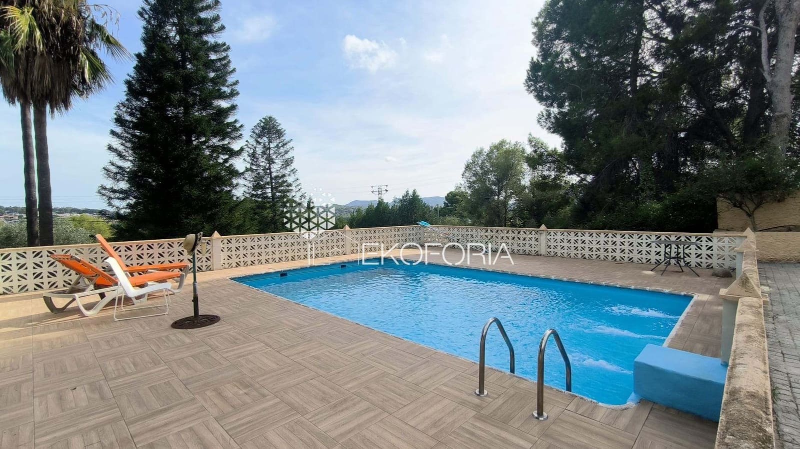 Chalet de 3 habitaciones en Sagunto / Sagunt en venta con piscina garaje - 299.500 € (Ref: 10174359)