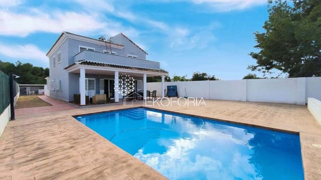 5 sypialnia Willa na sprzedaż w Bétera z basenem garażem - 599 000 € (Ref: 9159272)