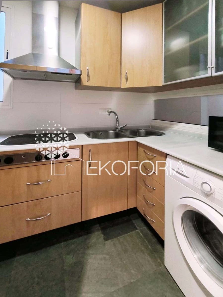 4 bedroom Flat for sale in Valencia city - € 690,000 (Ref: 9272110)