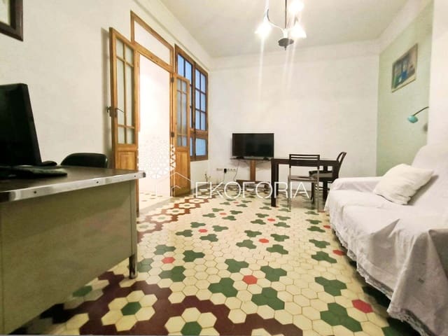 Piso de 4 habitaciones en València ciudad en venta - 690.000 € (Ref: 9272110)