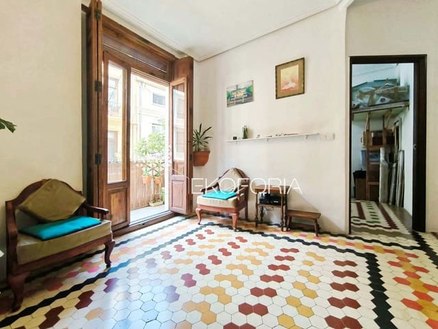 Piso de 4 habitaciones en València ciudad en venta - 690.000 € (Ref: 9272110)