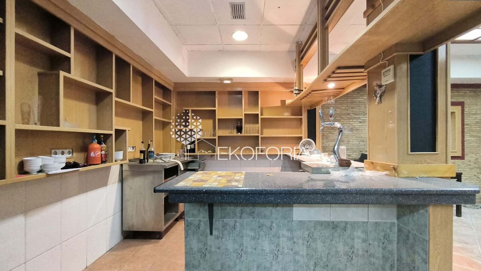 Comercial para venda em Valencia cidade - 369 000 € (Ref: 9340727)