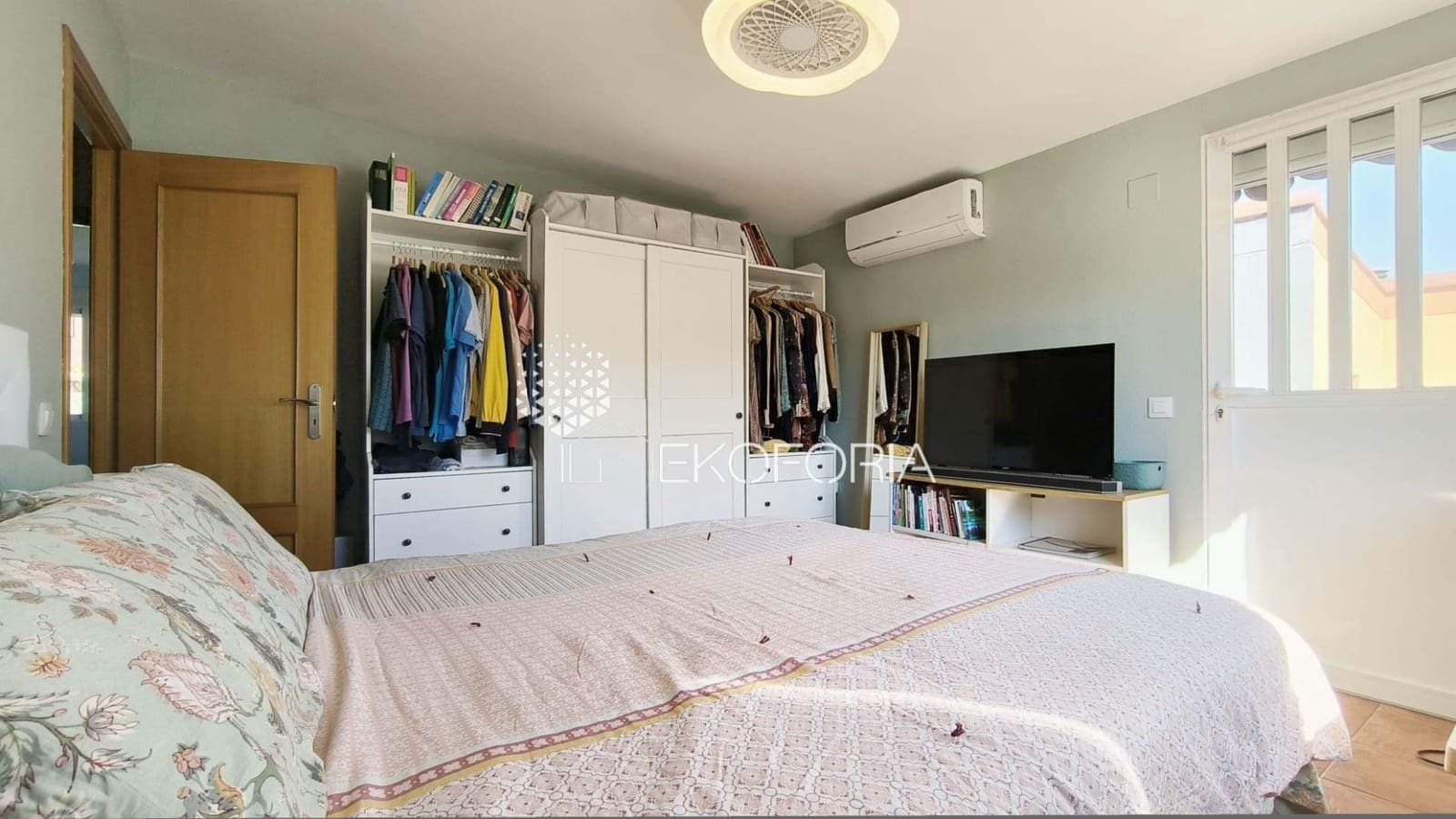 3 soveværelse Semi-Rækkehus til salg i Gilet med swimmingpool garage - € 299.000 (Ref: 9344371)