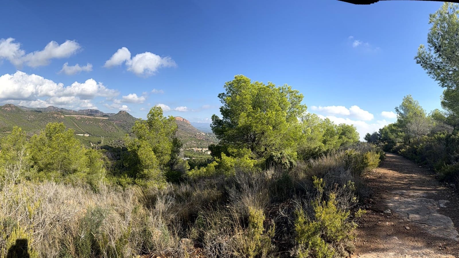 3 soveværelse Semi-Rækkehus til salg i Gilet med swimmingpool garage - € 299.000 (Ref: 9344371)