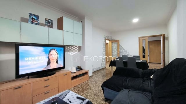 3 chambre Appartement à vendre à Sagunto / Sagunt avec piscine garage - 199 000 € (Ref: 9390195)