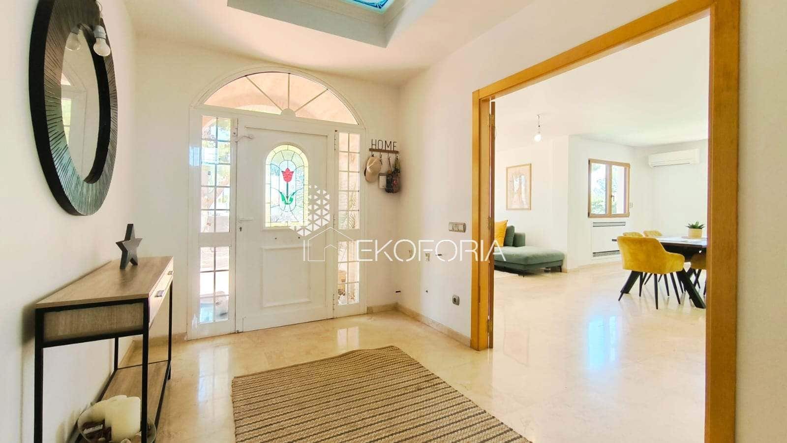 5 soverom Villa til salgs i La Pobla de Vallbona med svømmebasseng garasje - € 615 000 (Ref: 9410619)