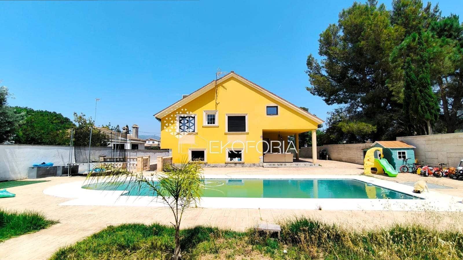 5 soverom Villa til salgs i La Pobla de Vallbona med svømmebasseng garasje - € 615 000 (Ref: 9410619)