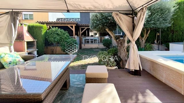 3 soveværelse Villa til salg i Gilet med swimmingpool garage - € 299.000 (Ref: 9439511)