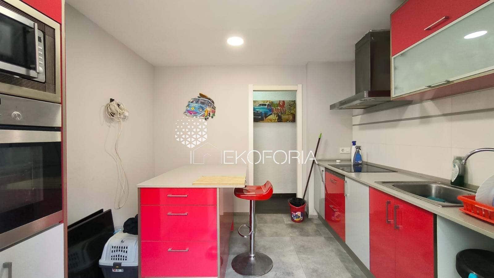 2 makuuhuone Asunto myytävänä paikassa Valencia kaupunki - 209 000 € (Ref: 9451664)