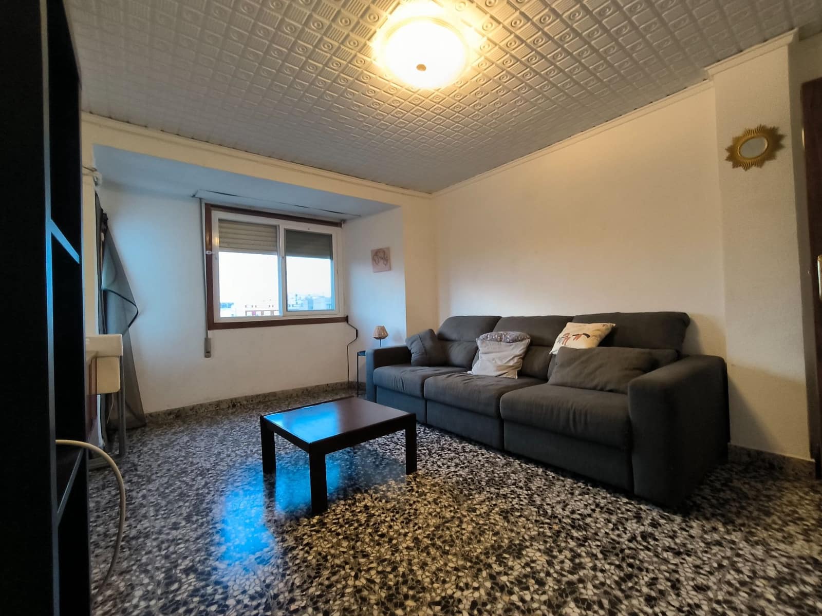 2 bedroom Flat for rent in Valencia city - € 900 (Ref: 9451665)
