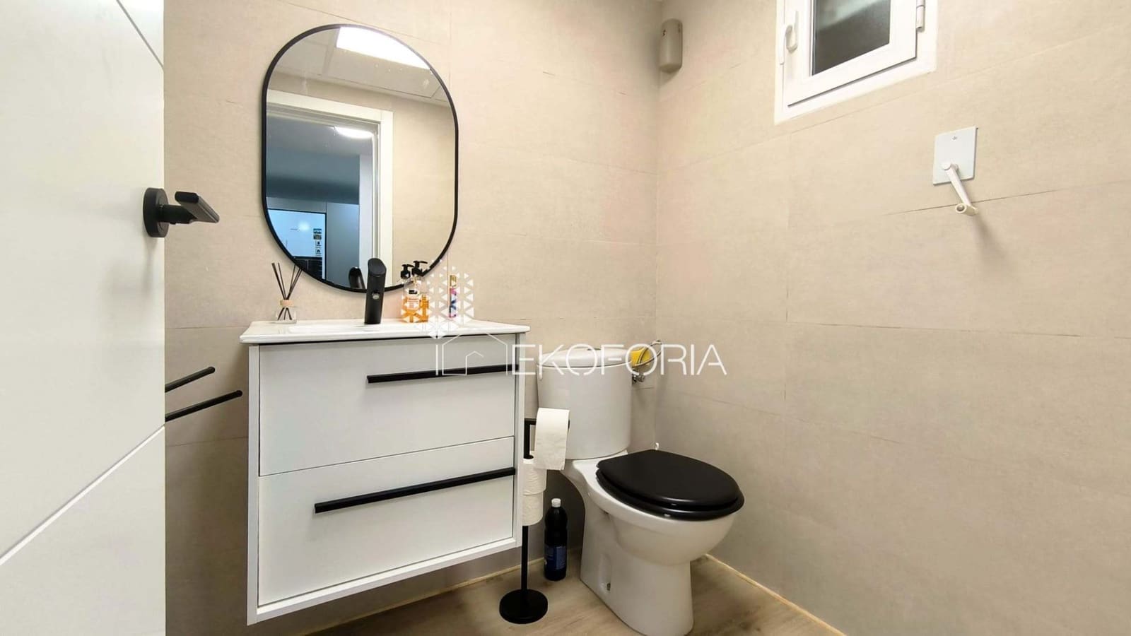 3 chambre Villa/Maison à vendre à Chiva avec piscine garage - 318 000 € (Ref: 9451813)