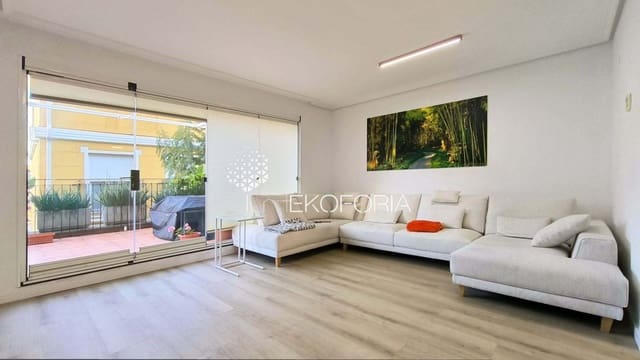 3 chambre Villa/Maison à vendre à Chiva avec piscine garage - 318 000 € (Ref: 9451813)