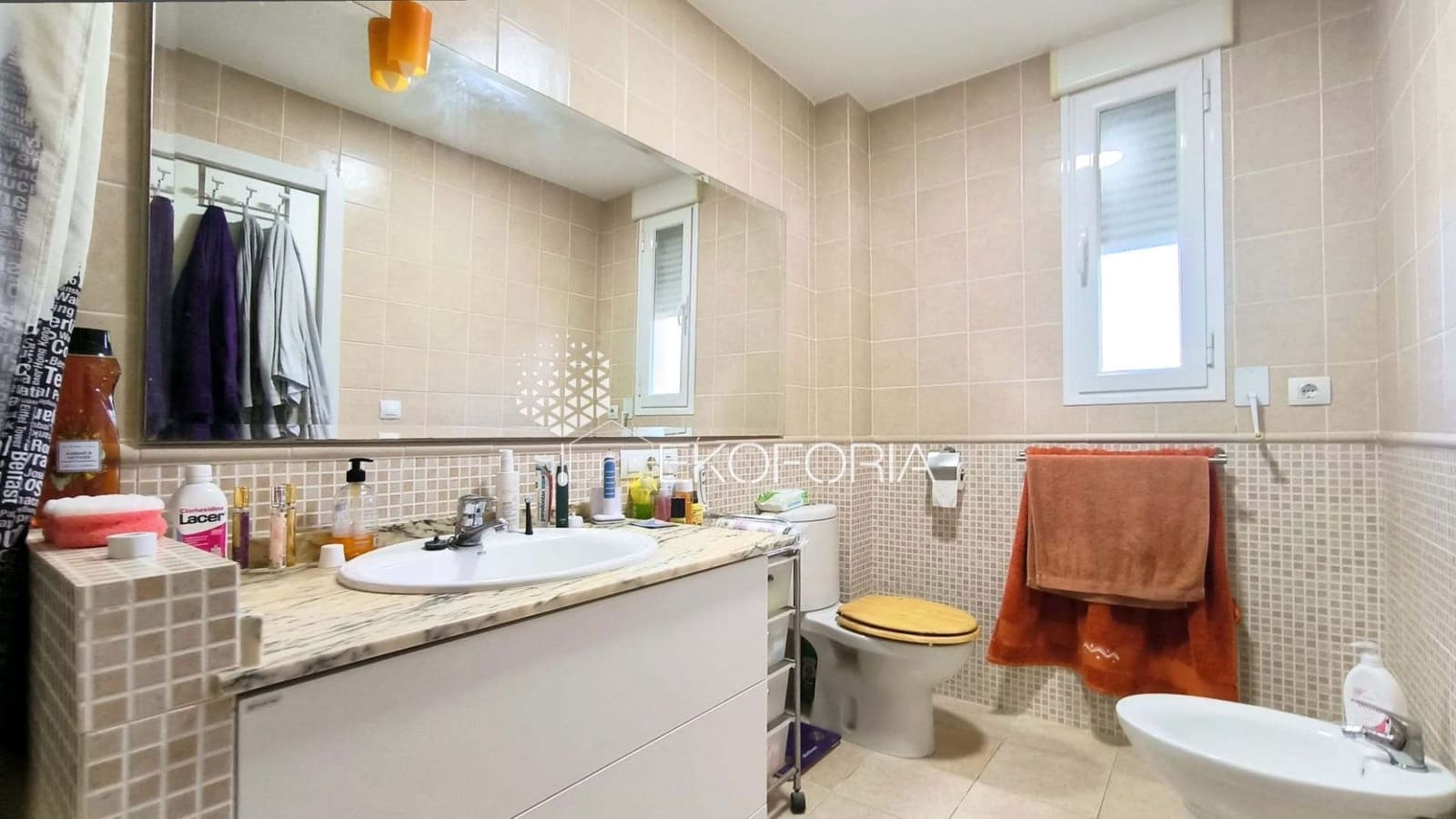 3 chambre Villa/Maison à vendre à Chiva avec piscine garage - 318 000 € (Ref: 9451813)