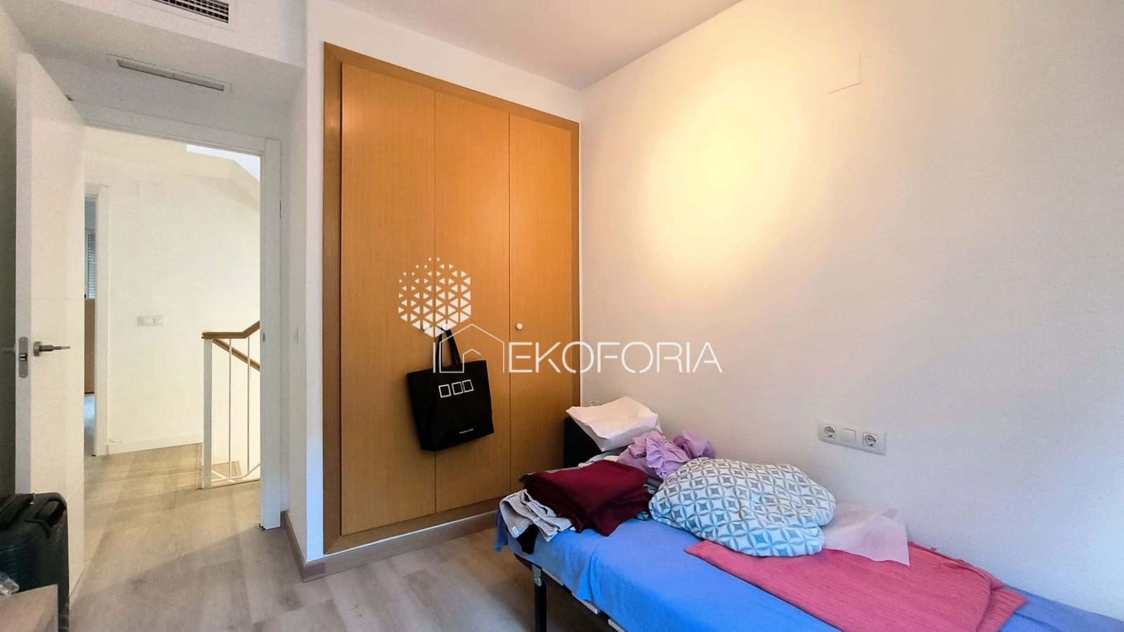 3 chambre Villa/Maison à vendre à Chiva avec piscine garage - 318 000 € (Ref: 9451813)