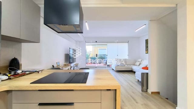 3 chambre Villa/Maison à vendre à Chiva avec piscine garage - 318 000 € (Ref: 9451813)