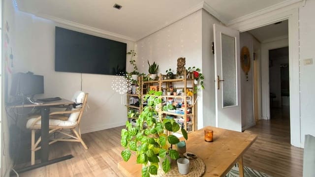 2 slaapkamer Flat te koop in Valencia stad - € 163.000 (Ref: 9485189)