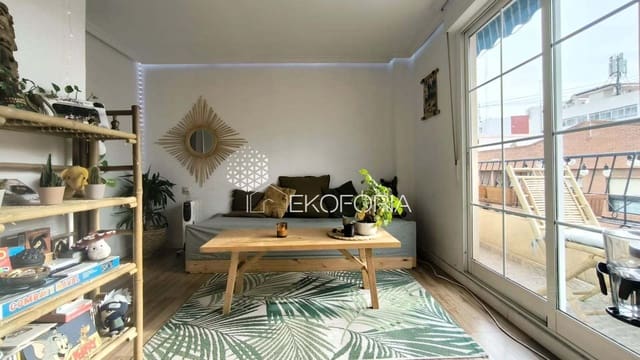 2 slaapkamer Flat te koop in Valencia stad - € 163.000 (Ref: 9485189)