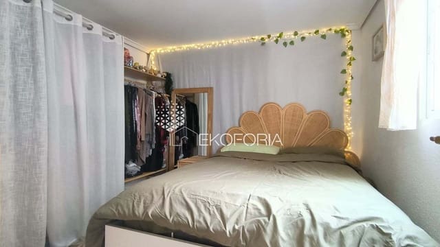 2 slaapkamer Flat te koop in Valencia stad - € 163.000 (Ref: 9485189)