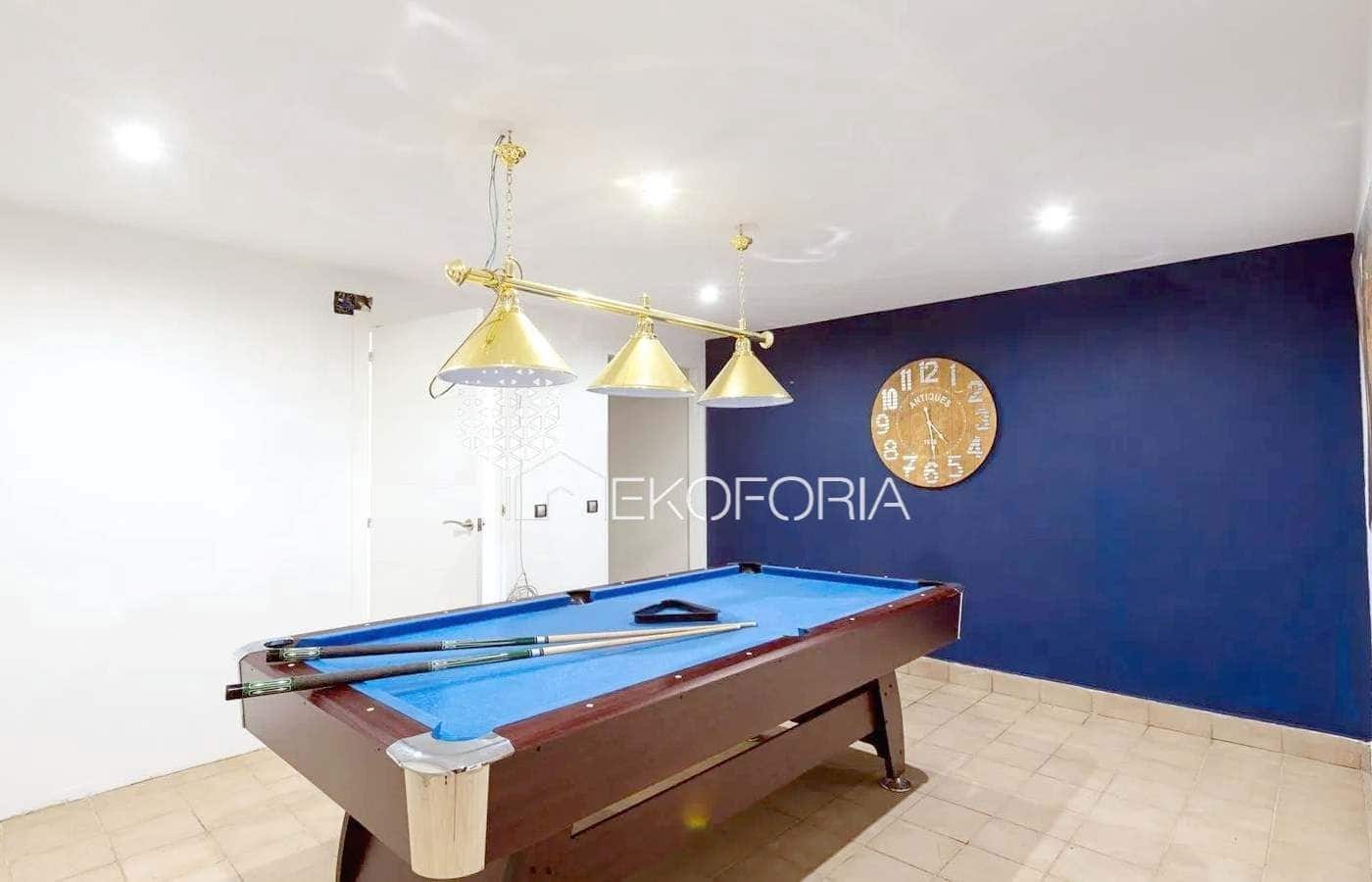 4 soveværelse Villa til salg i Rocafort med swimmingpool garage - € 950.000 (Ref: 9533226)