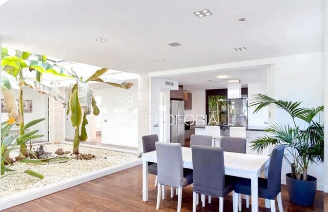 4 soveværelse Villa til salg i Rocafort med swimmingpool garage - € 950.000 (Ref: 9533226)