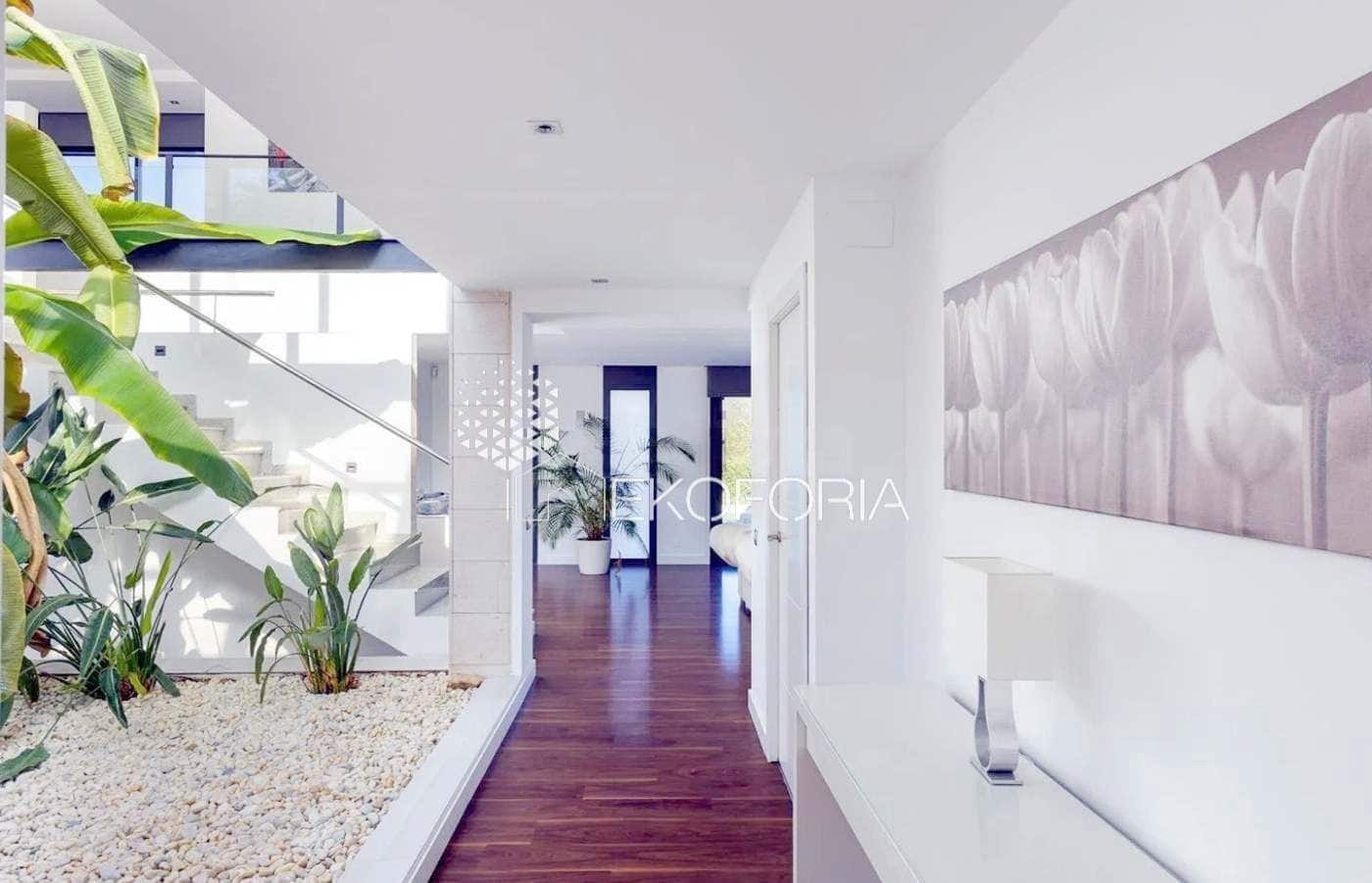 4 soveværelse Villa til salg i Rocafort med swimmingpool garage - € 950.000 (Ref: 9533226)