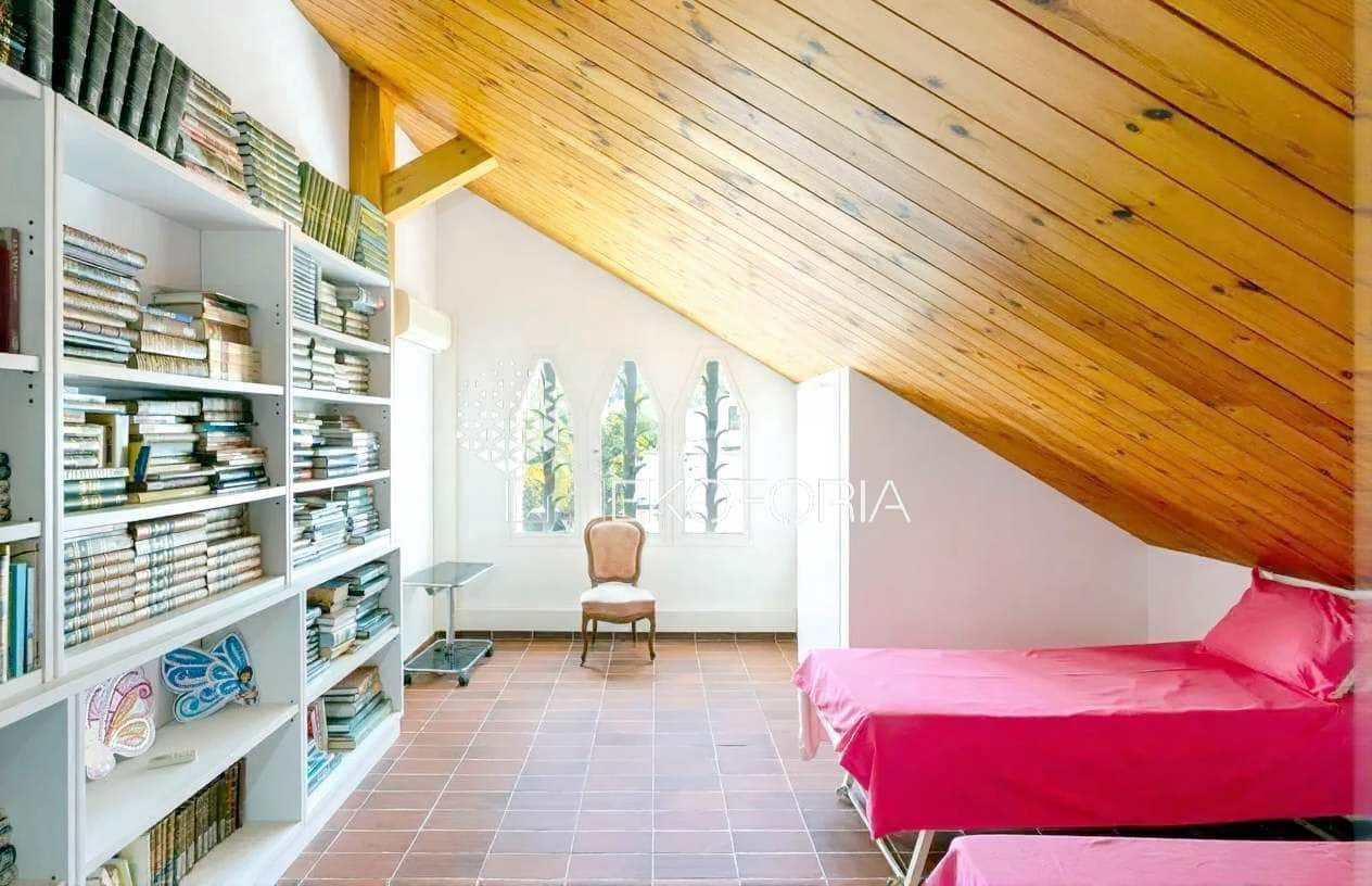 10 soverom Villa til salgs i L'Eliana med svømmebasseng garasje - € 1 200 000 (Ref: 9533227)