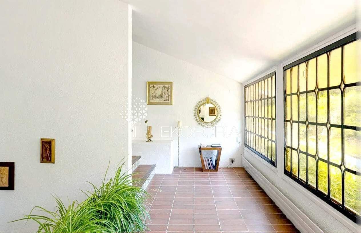 10 soverom Villa til salgs i L'Eliana med svømmebasseng garasje - € 1 200 000 (Ref: 9533227)