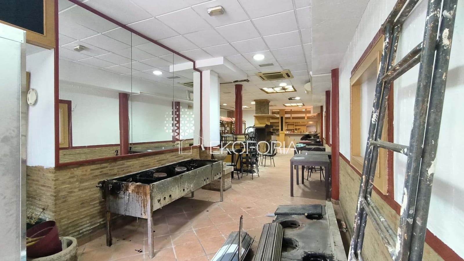 Commerciale in vendita in Valencia citta - 360.000 € (Rif: 9535536)