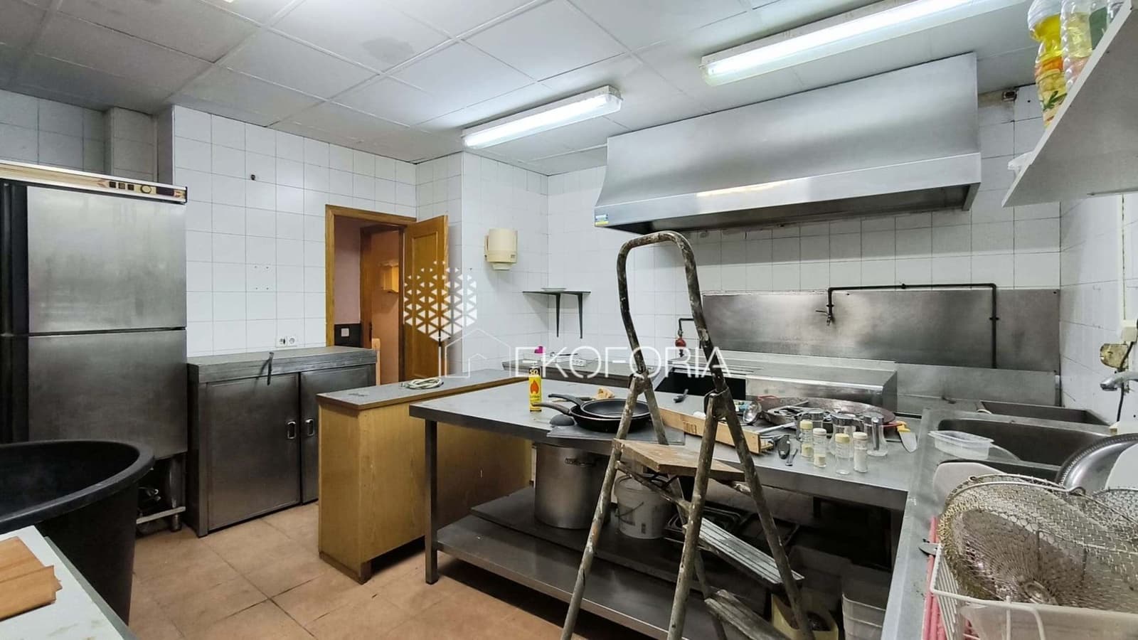 Commerciale in vendita in Valencia citta - 360.000 € (Rif: 9535536)