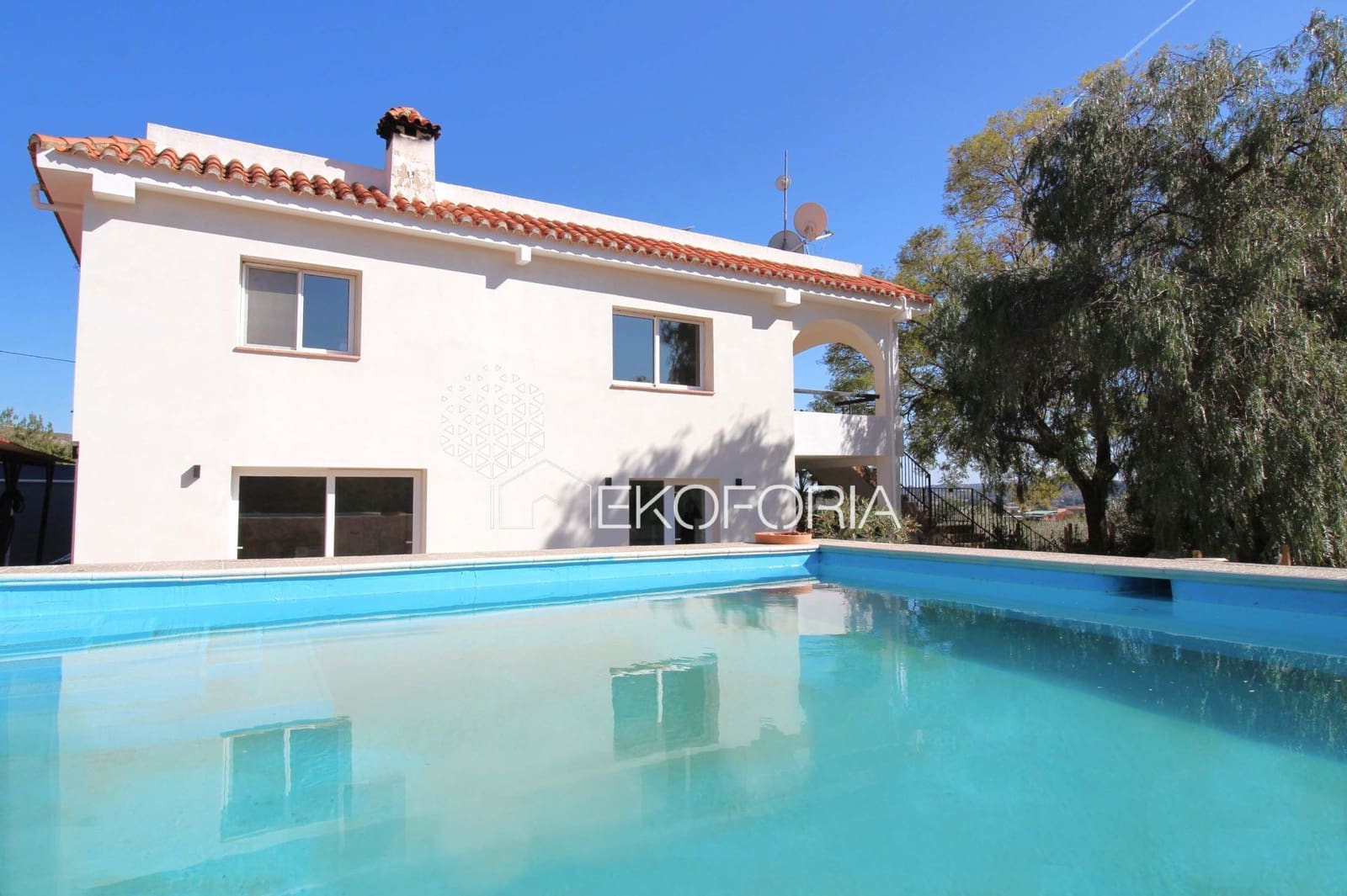 6 bedroom Villa for sale in Torrent with pool garage - € 450,000 (Ref: 9535537)