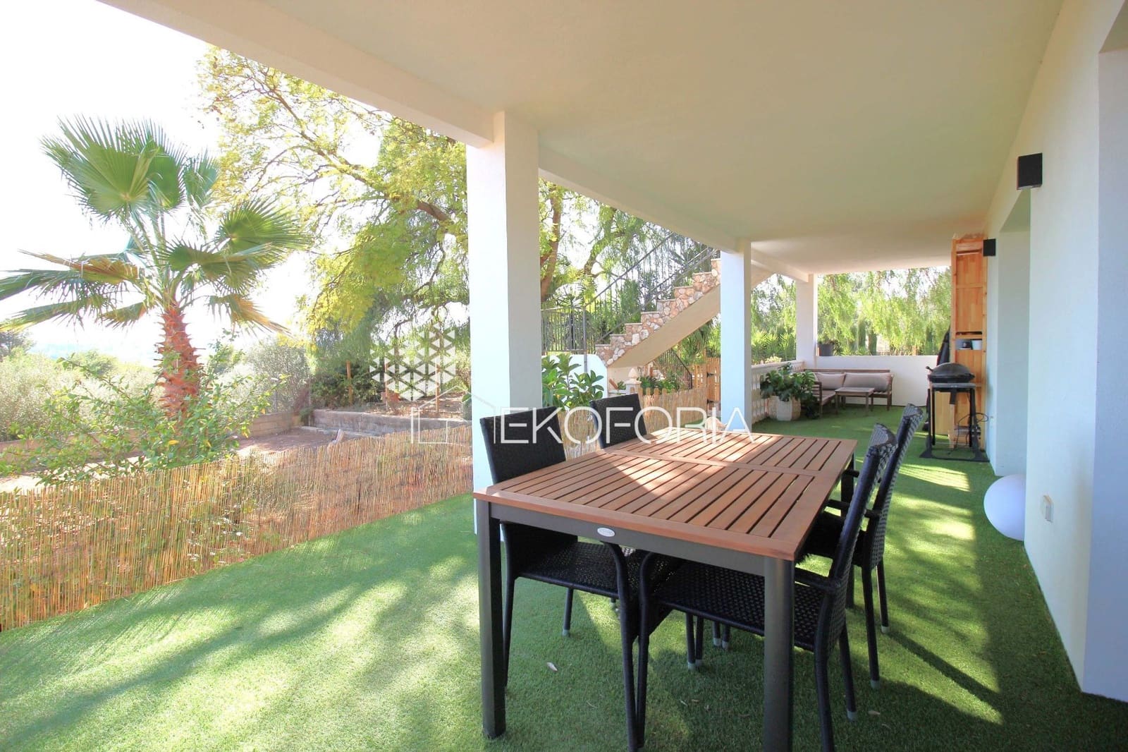 6 bedroom Villa for sale in Torrent with pool garage - € 450,000 (Ref: 9535537)