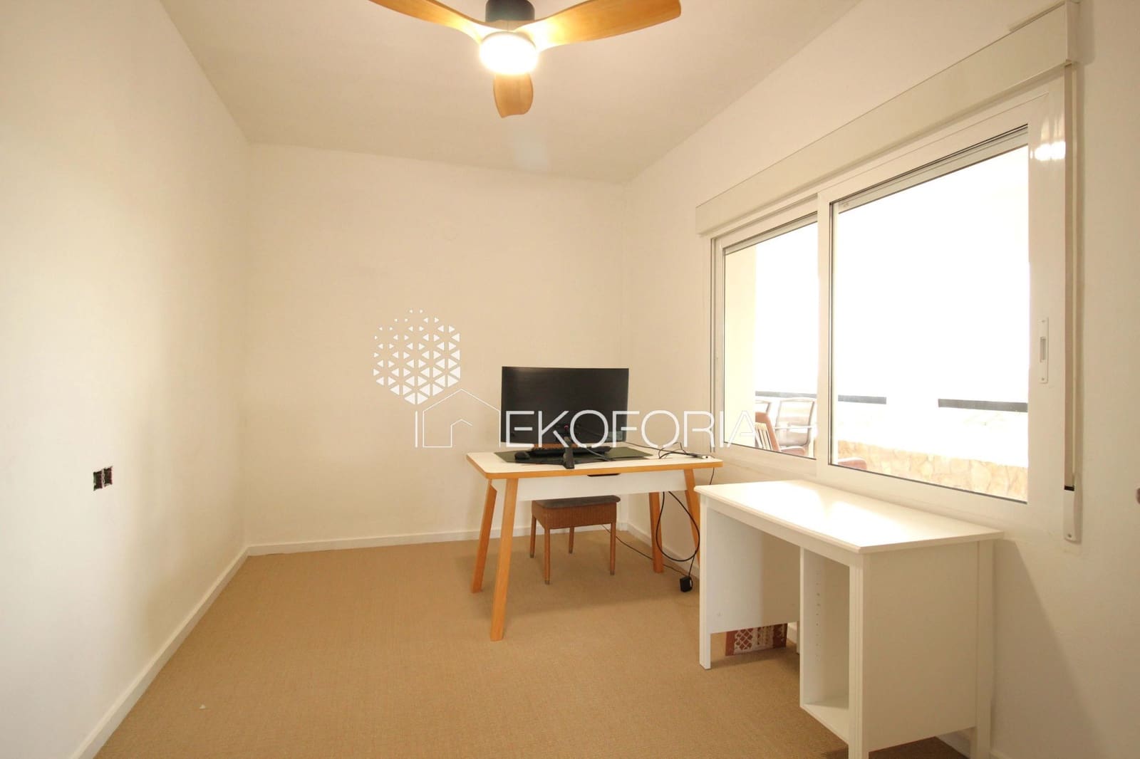 6 bedroom Villa for sale in Torrent with pool garage - € 450,000 (Ref: 9535537)