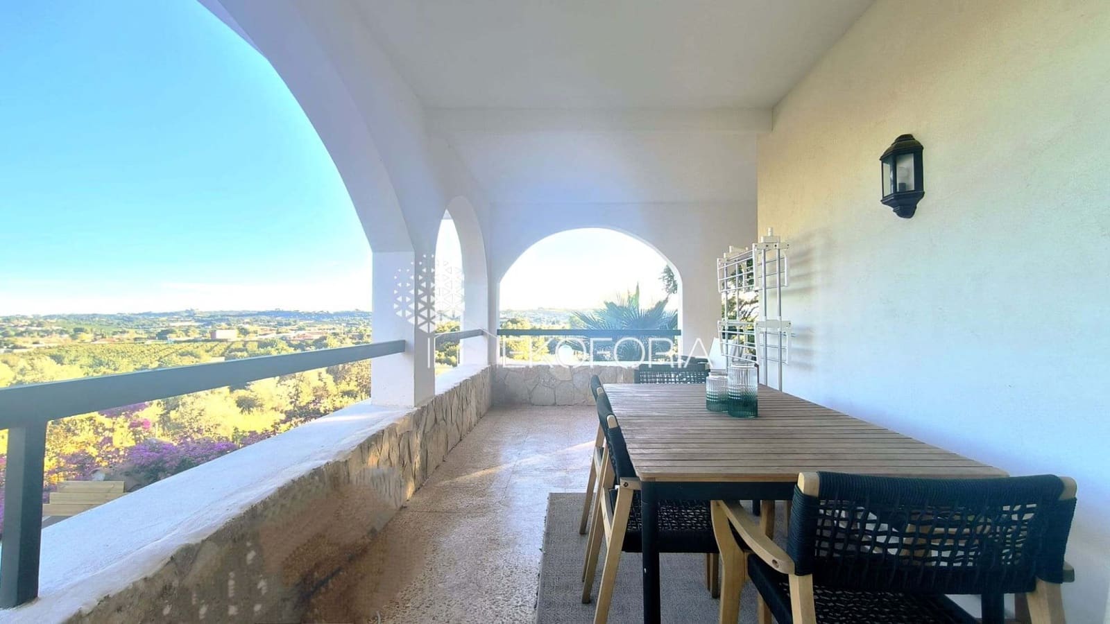 6 bedroom Villa for sale in Torrent with pool garage - € 450,000 (Ref: 9535537)