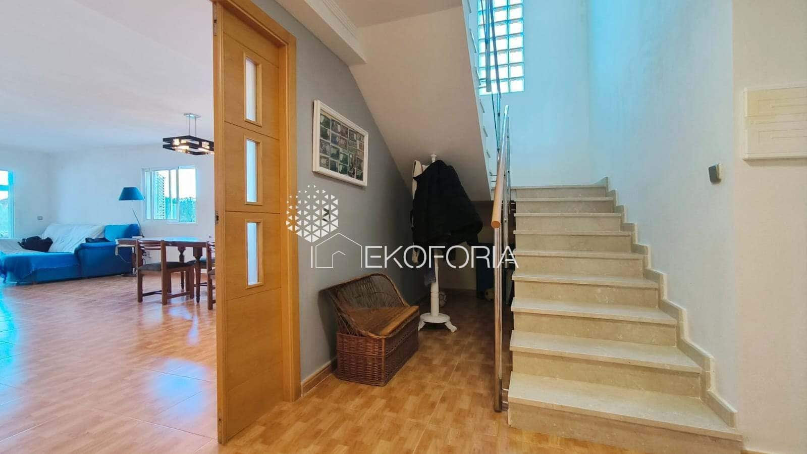 5 soverom Villa til salgs i Betera med svømmebasseng garasje - € 580 000 (Ref: 9535542)