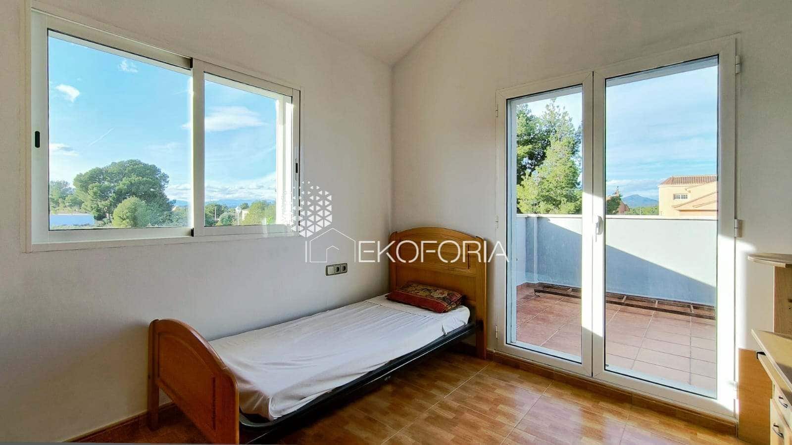 5 soverom Villa til salgs i Betera med svømmebasseng garasje - € 580 000 (Ref: 9535542)