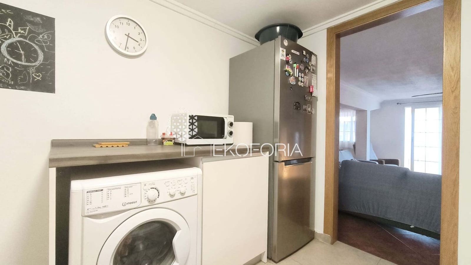 5 bedroom Villa for rent in Chiva with pool garage - € 2,000 (Ref: 9560928)