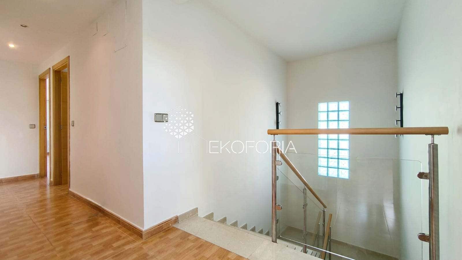 5 soveværelse Villa til salg i Betera med swimmingpool garage - € 580.000 (Ref: 9568047)