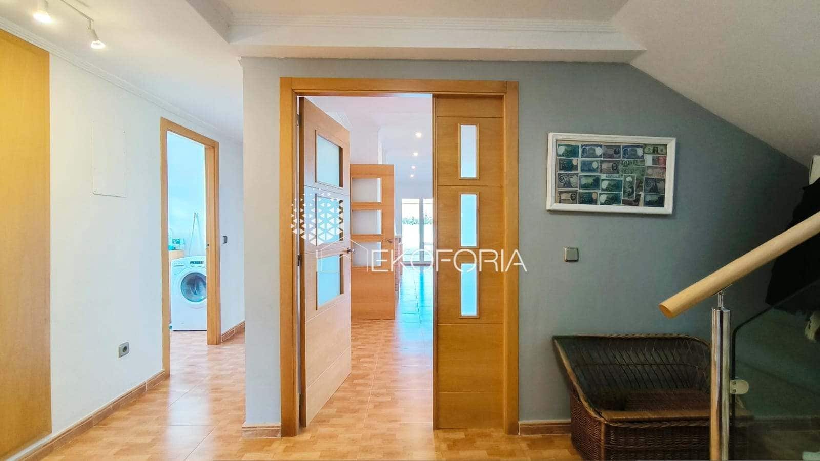 5 soveværelse Villa til salg i Betera med swimmingpool garage - € 580.000 (Ref: 9568047)