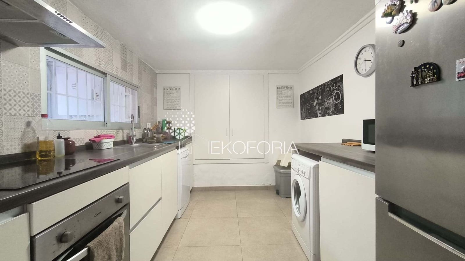 5 bedroom Villa for rent in Chiva with pool garage - € 2,000 (Ref: 9633910)