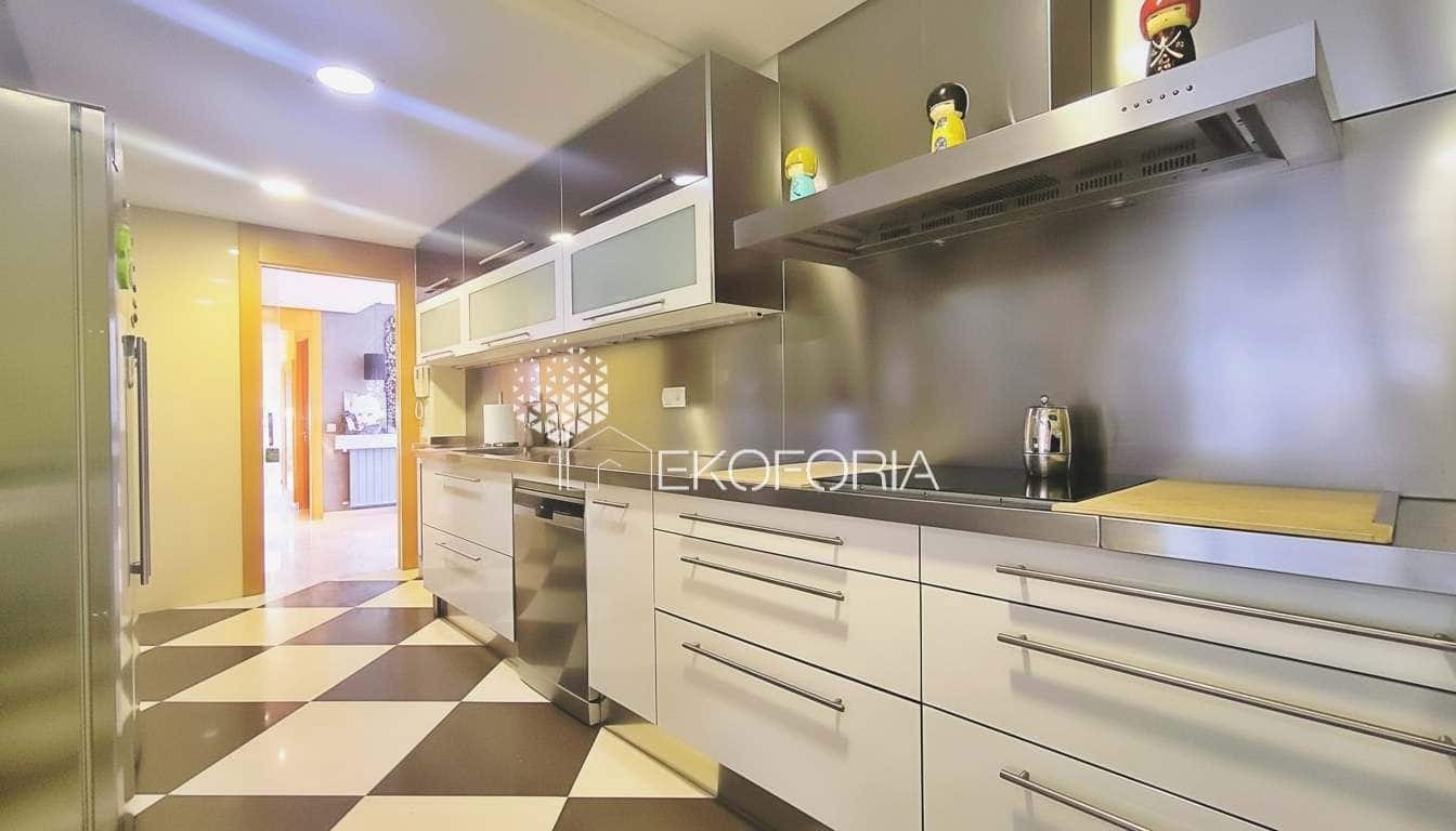 6 Zimmer Villa zu verkaufen in Betera mit Pool Garage - 1.800.000 € (Ref: 9655690)