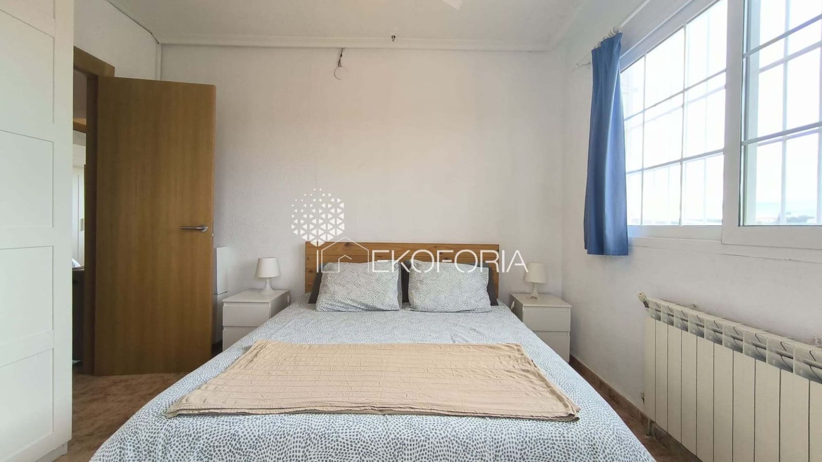 5 sypialnia Willa do wynajęcia w Chiva z basenem garażem - 2 000 € (Ref: 9658363)